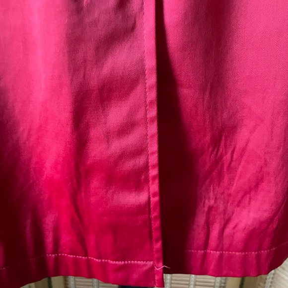 Ladies' red belted lined raincoat/trenchcoat, size L - Picture 14 of 16